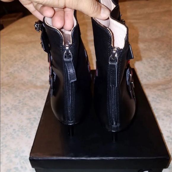 Snake Detail All Leather Boots - Picture 3 of 3